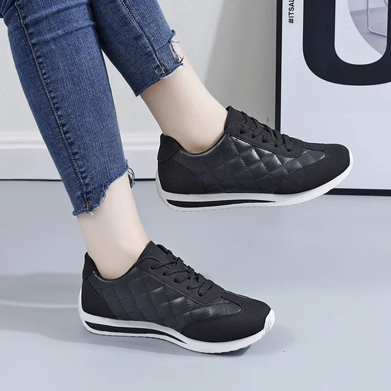 Yyvonne Women's Solid Color Casual Sneakers 2024 Trend Woman Lace Up Platform Soft Sole Walking Shoes Quilted Pattern Walking Trainers