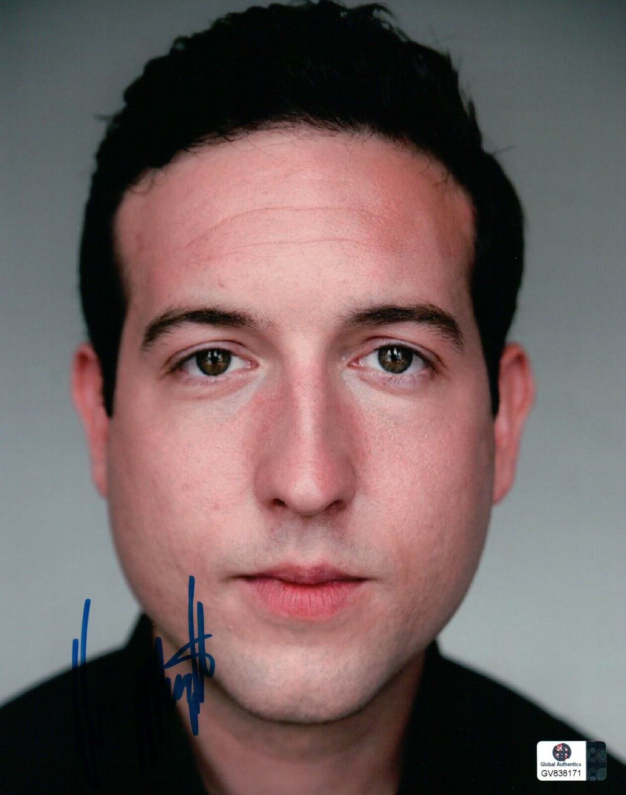 Chris Marquette Signed Autographed 8X10 Photo Poster painting Close Up Headshot GV838171