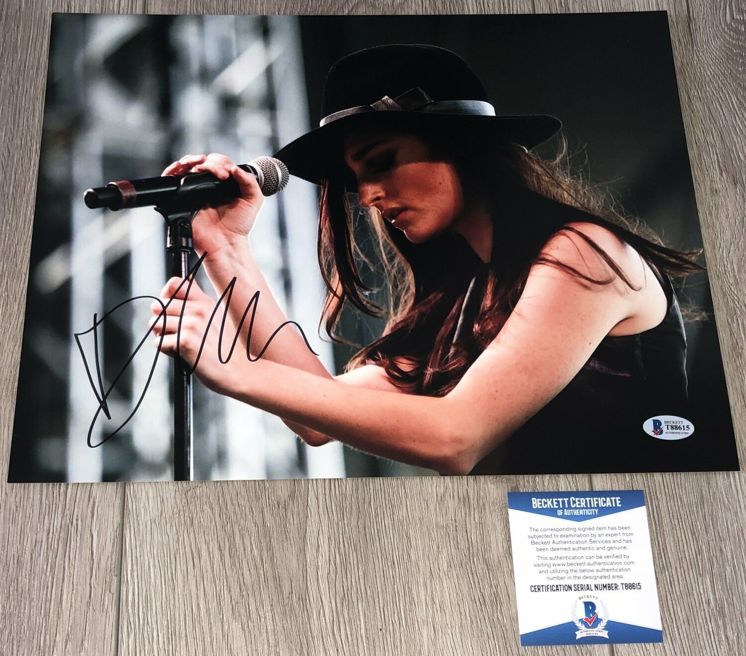 JILLIAN BANKS SIGNED AUTOGRAPH 11x14 CONCERT Photo Poster painting C w/PROOF & BECKETT BAS COA