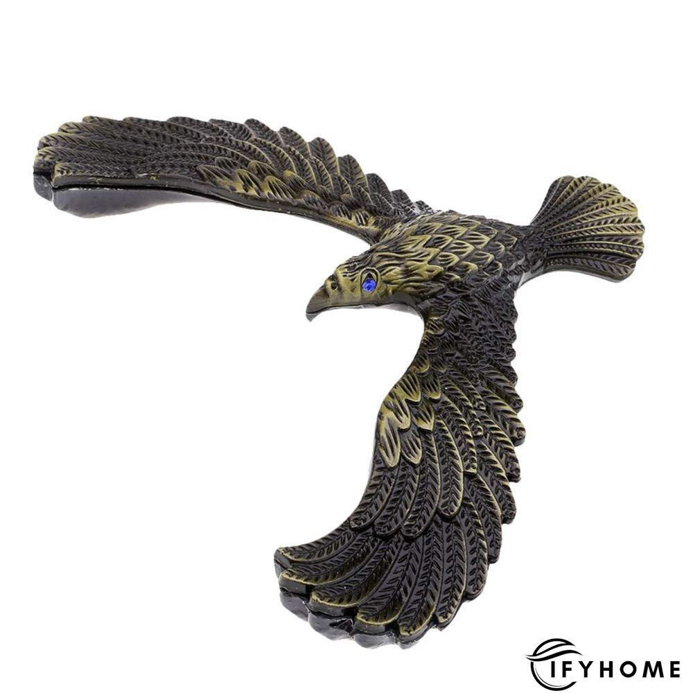Balanced Eagle With Eiffel Tower Ornament | IFYHOME