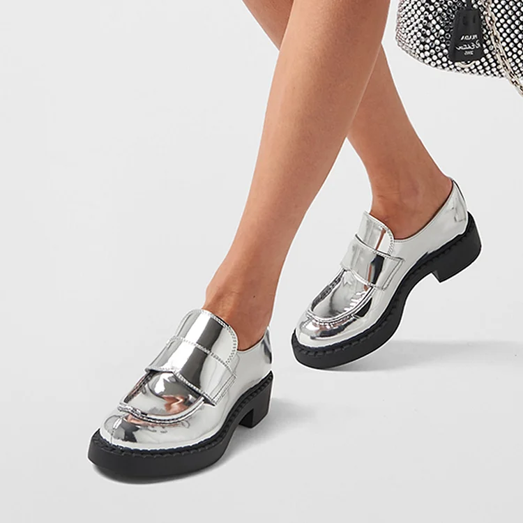 Silver Closed Round Toe Low Chunky Heel Platform Loafers Vdcoo