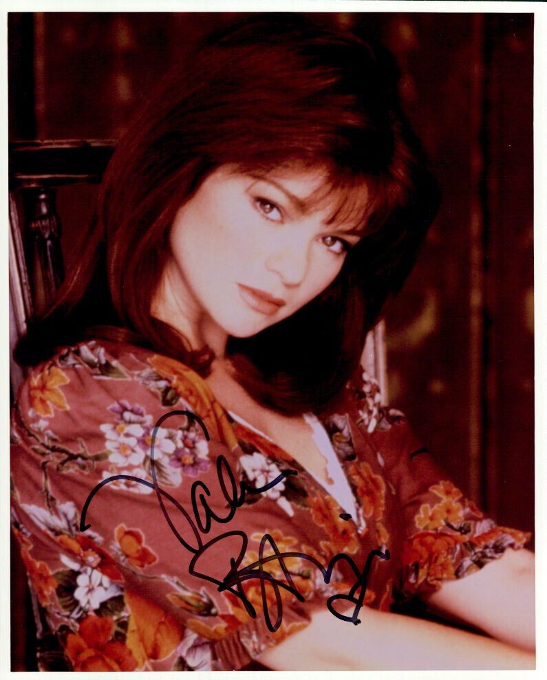 Valerie Bertinelli signed authentic 8x10 Photo Poster painting COA