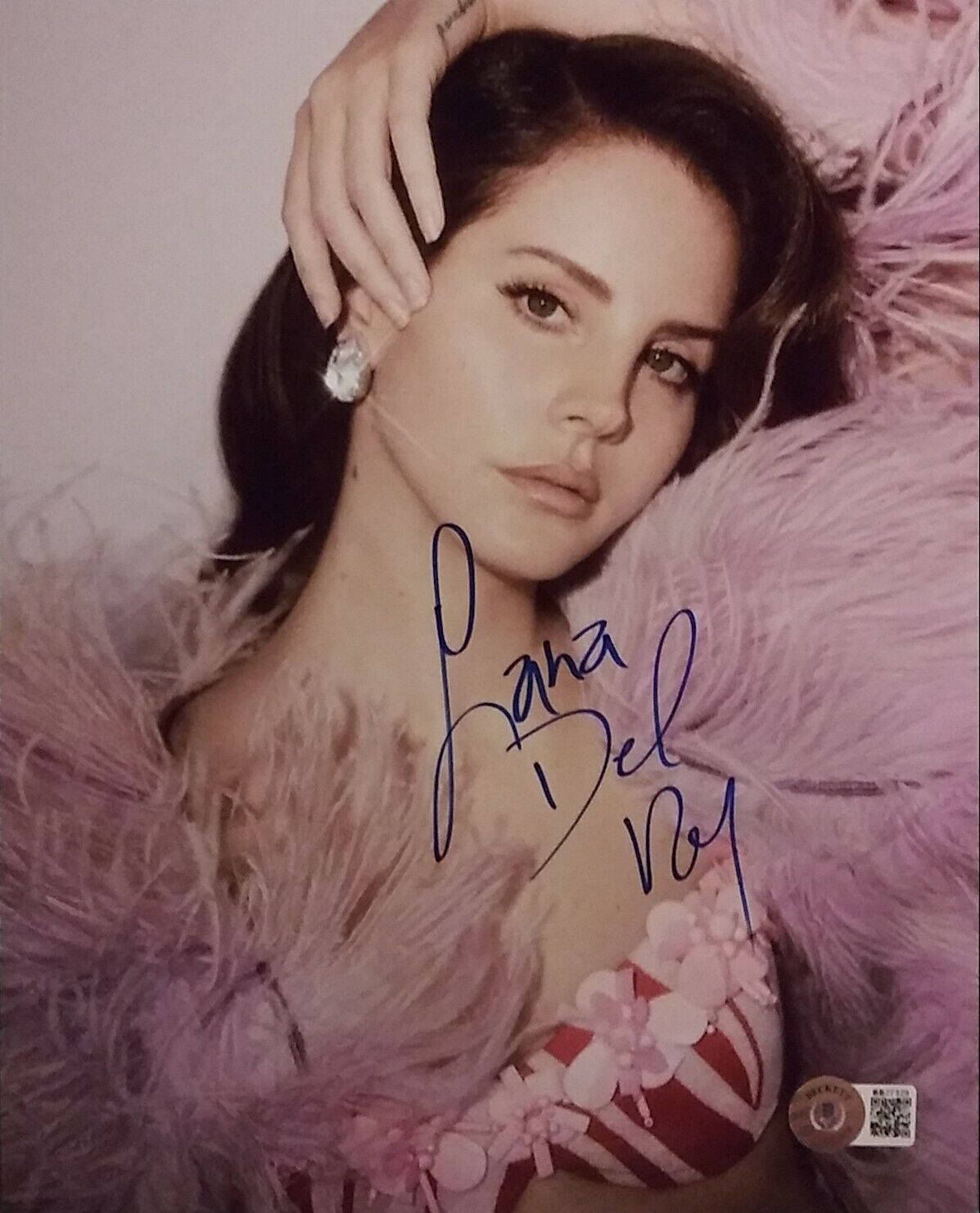 Lana Del Rey signed 8 x 10 COA Beckett