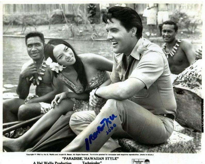 Irene tsu signed autographed paradise, hawaiian style w elvis presley Photo Poster painting