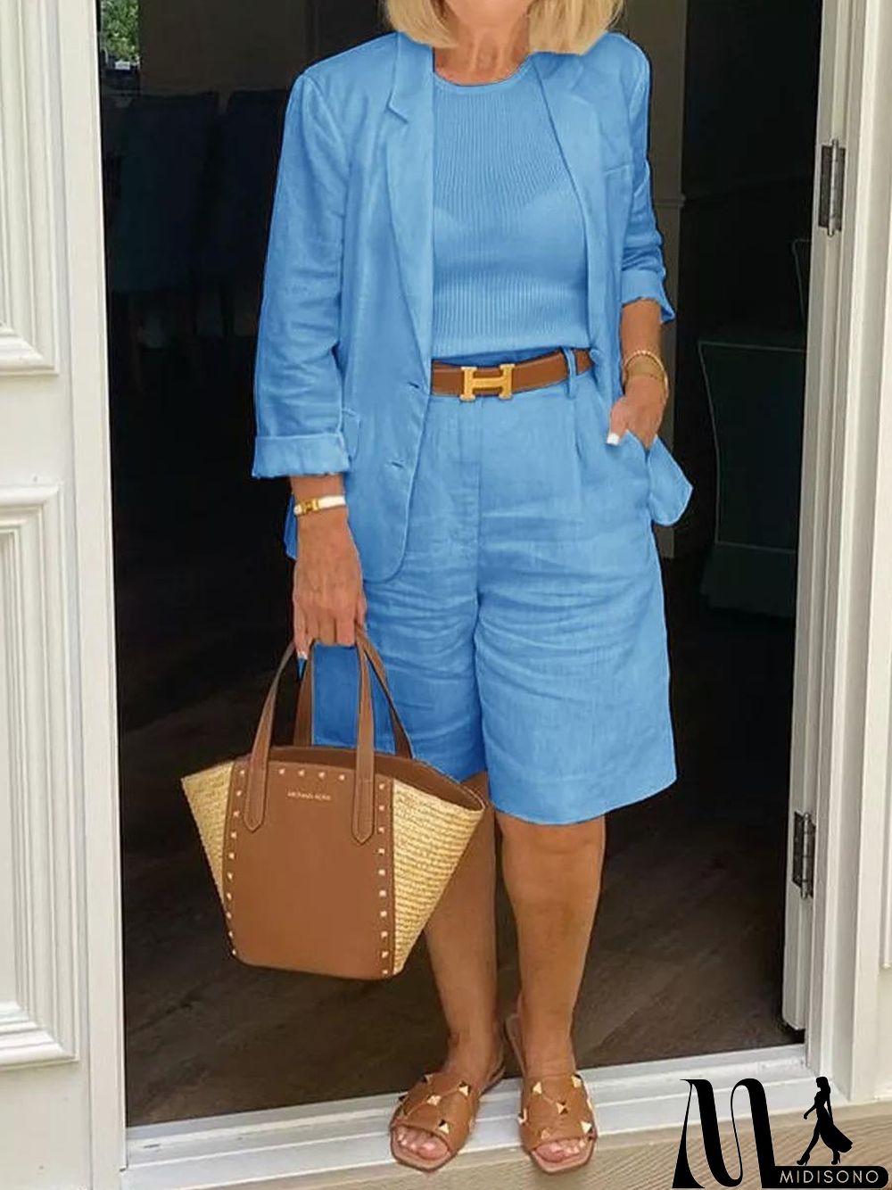 MidiSono - Casual Long Sleeve Coat and Shorts Two-piece Set