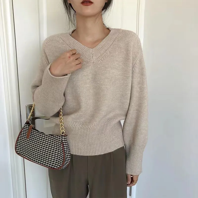 Brownm Brownm Temperament Gray V-Neck Knitted Shirt Women In Autumn To Hit The Bottom Of The High-End Feel Super Good-Looking Loose-Fitting Sweater Top