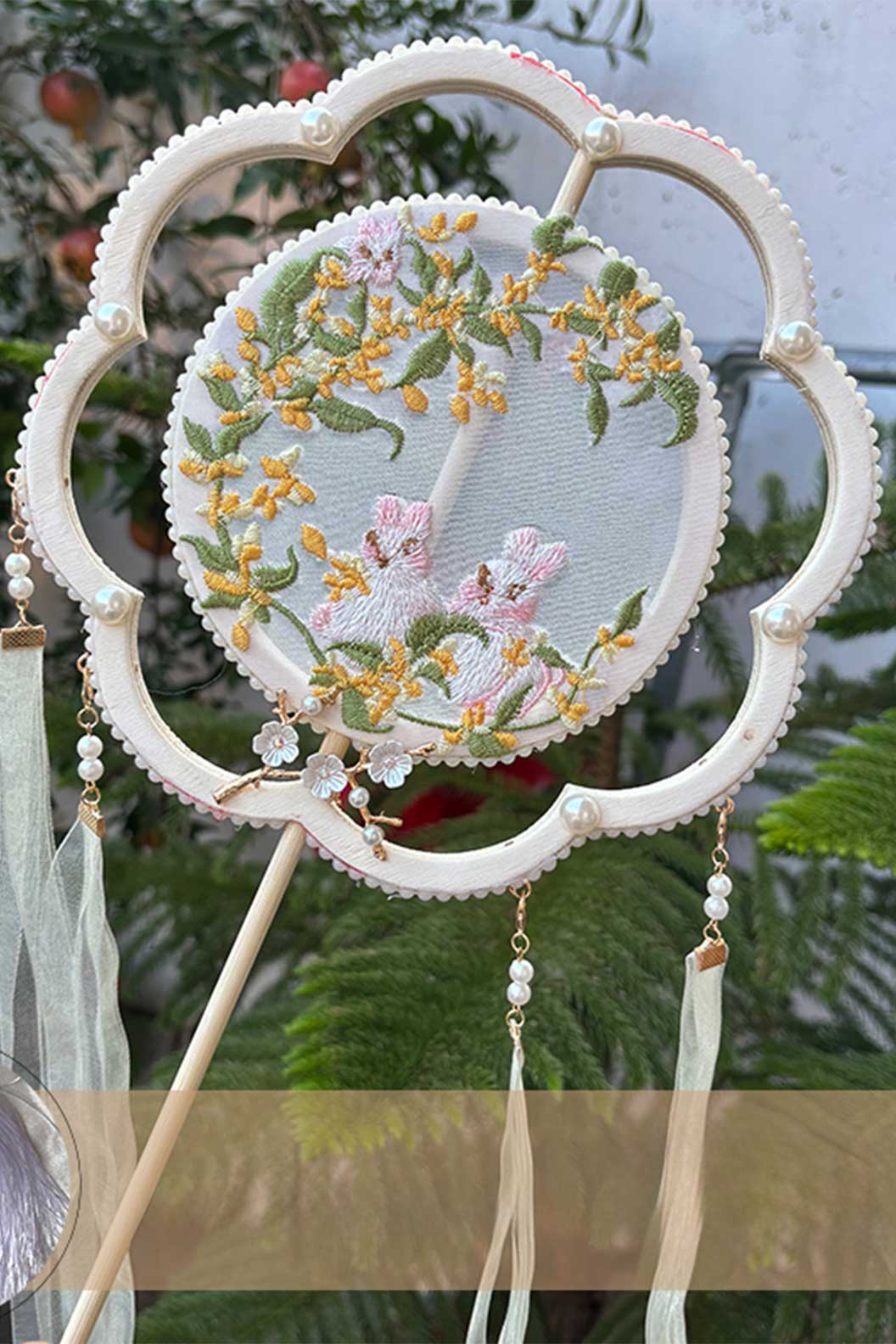 Chinese hand fan eight petal double circle traditional palace fan Stupa Stones