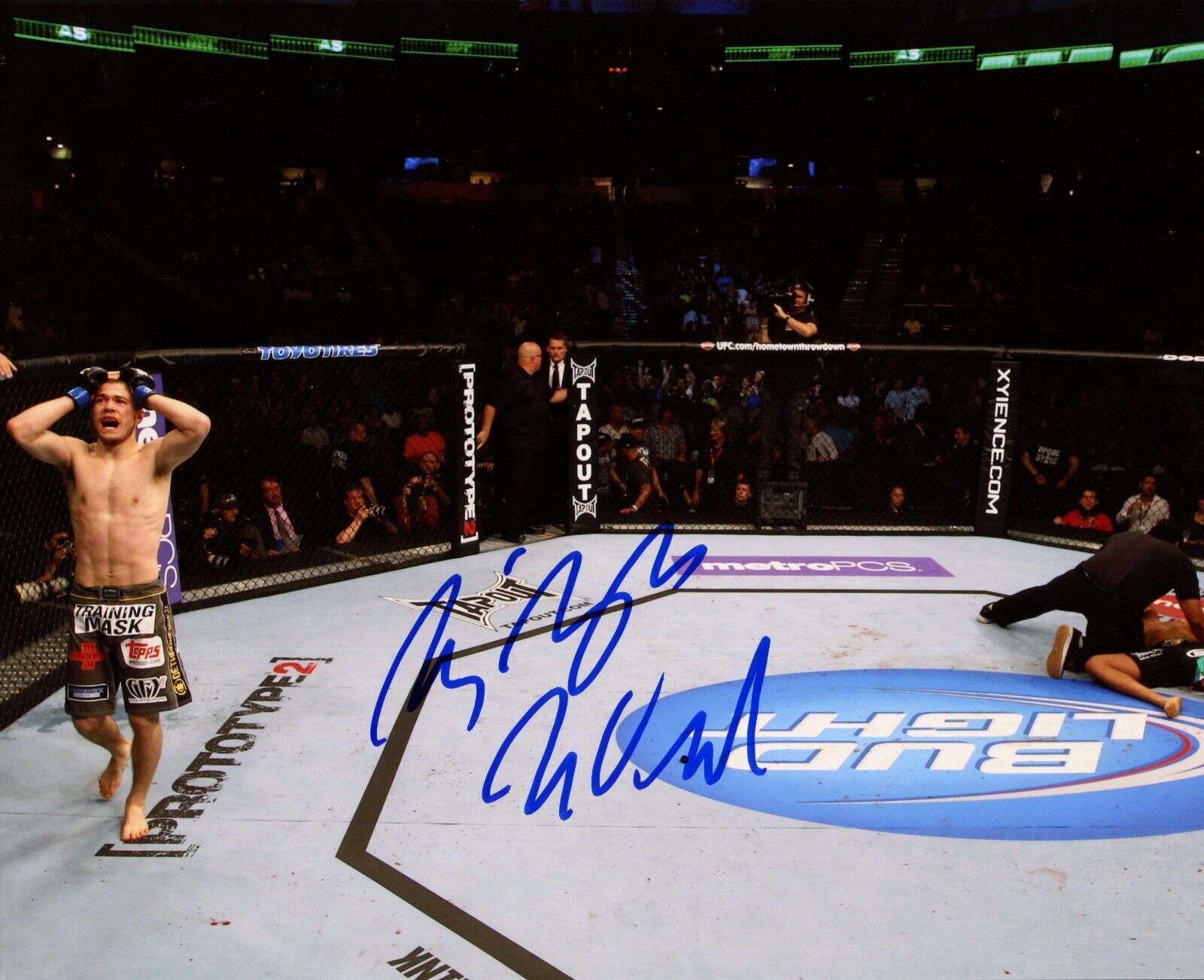 Michael McDonald Autographed Signed 8x10 Photo Poster painting CFS Strikeforce Ultimate Fighter