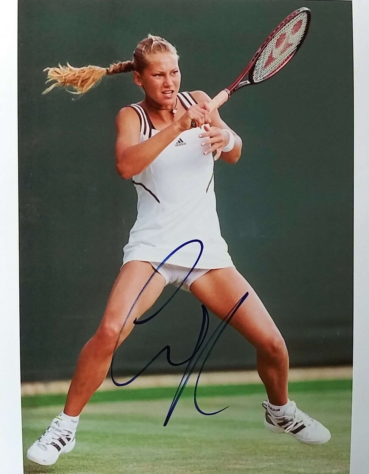 Anna Kournikova signed 8x10