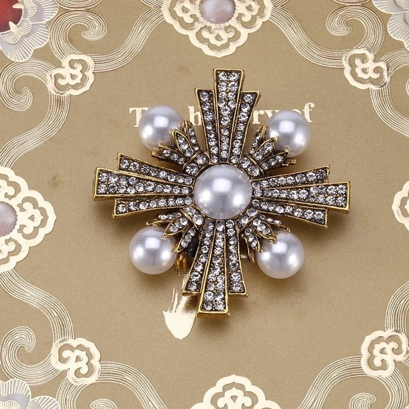 Pin Pearl Alloy Inlay Rhinestones Women’s Brooches