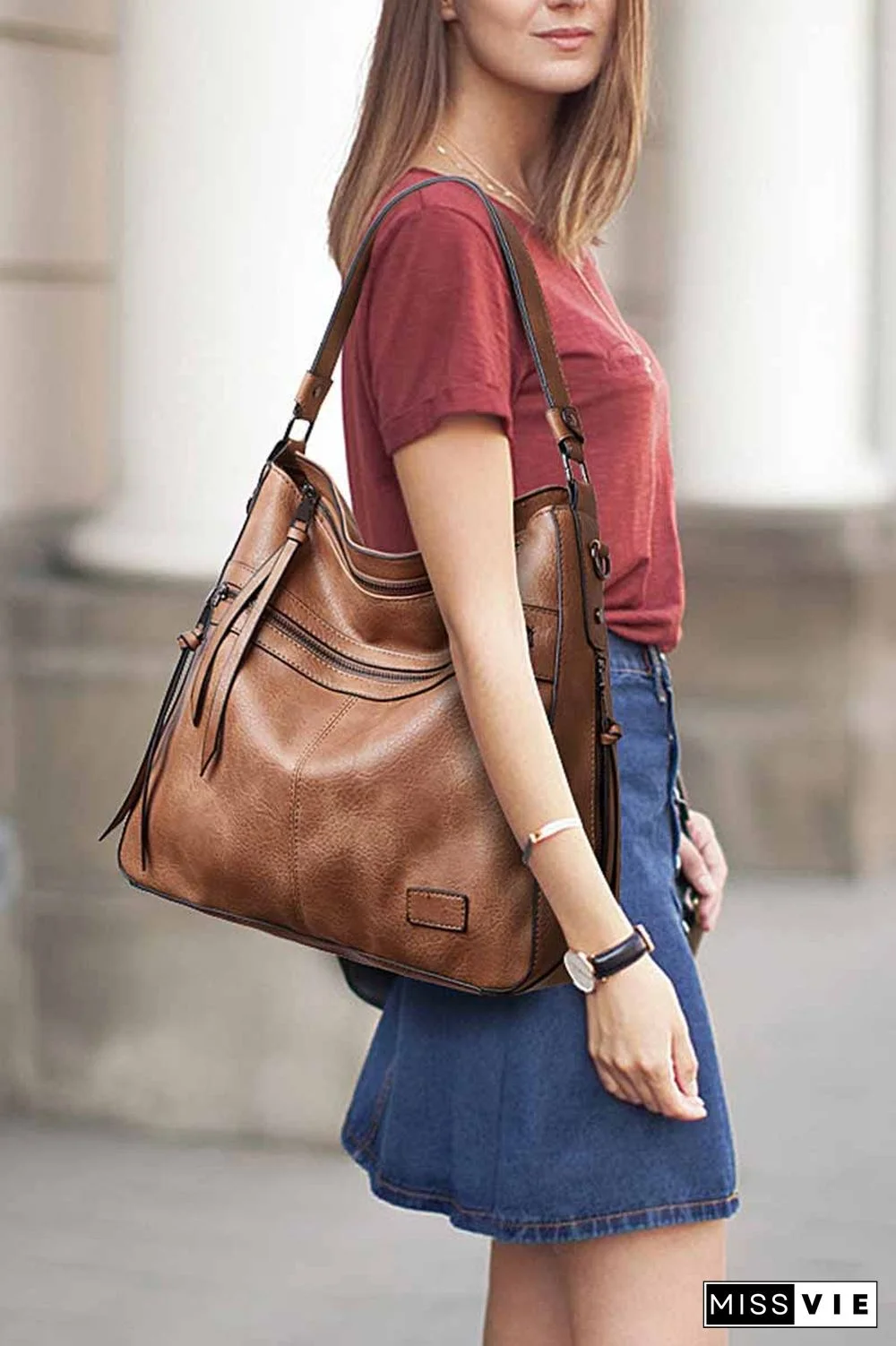 Vintage Shoulder Bag With Zipper And Tassel