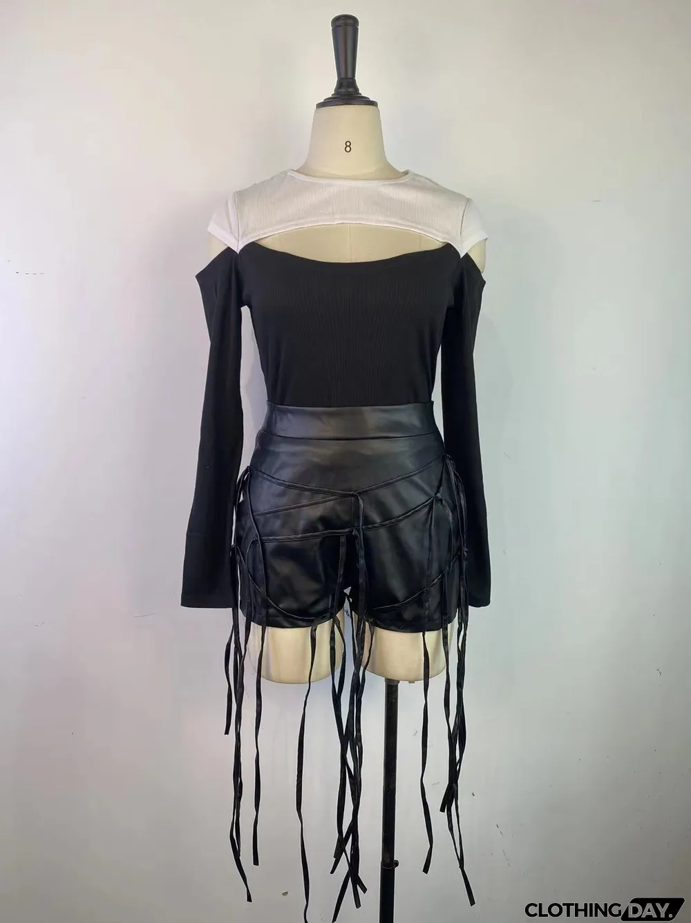 Women Contrast Cut Out Shoulder Long Sleeve T-Shirt