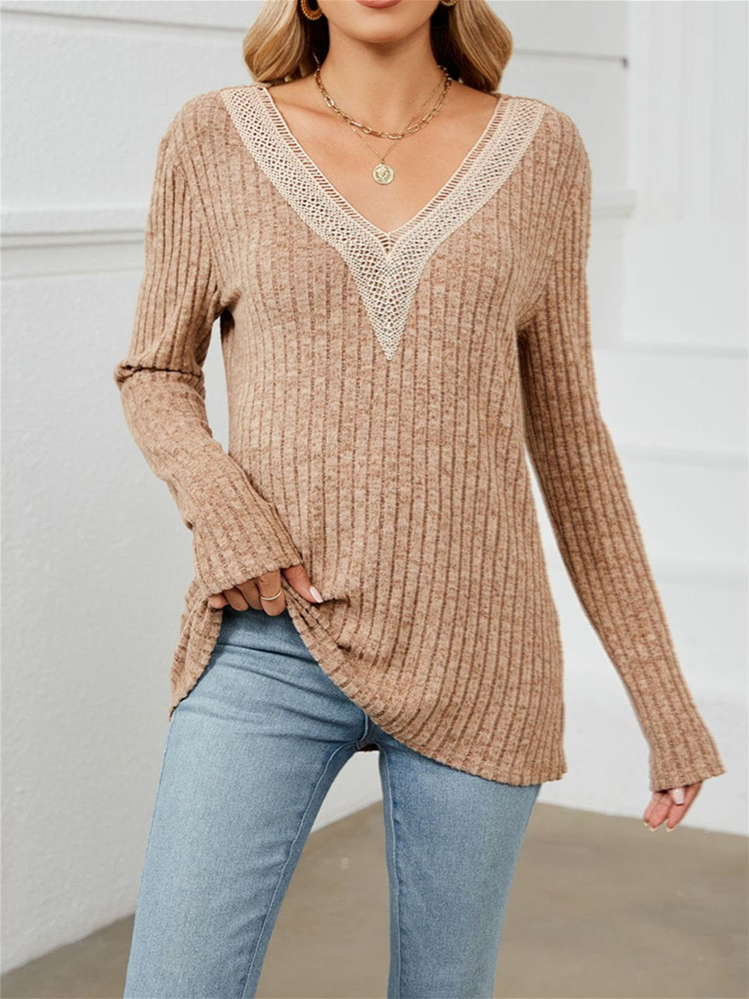 Women Long Sleeve V-neck Graphic Floral Printed Top