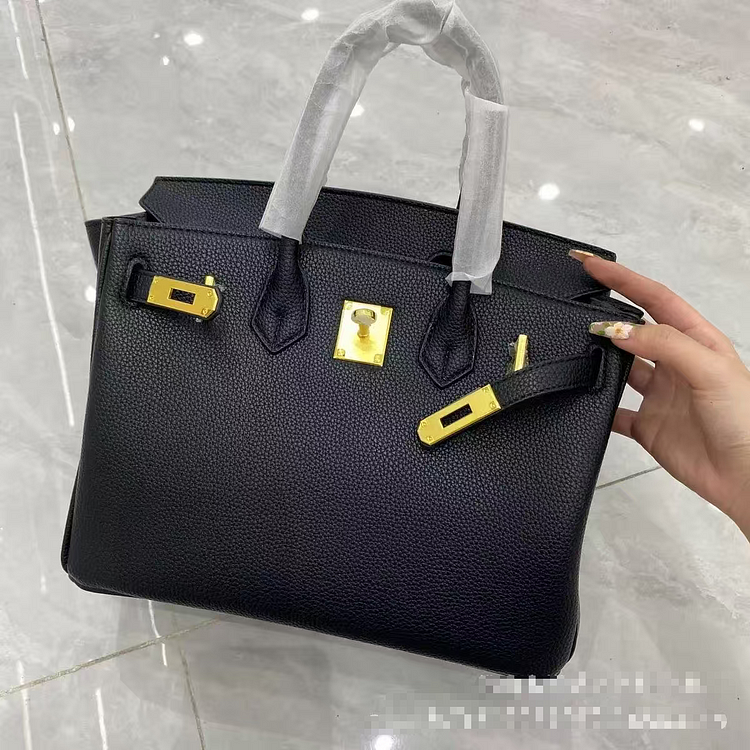 Women's Shoulder Bag In Genuine Leather