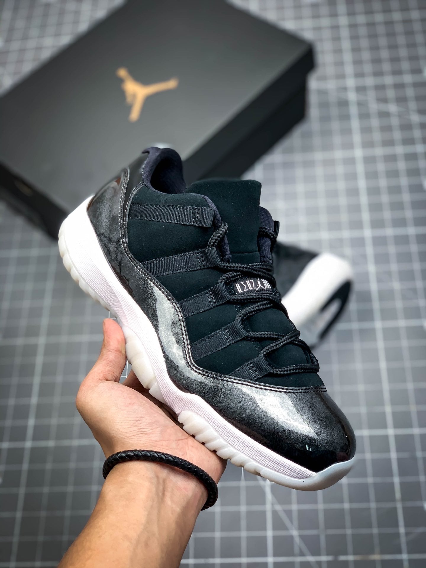 Jordan 11 Retro Low Barons mysite