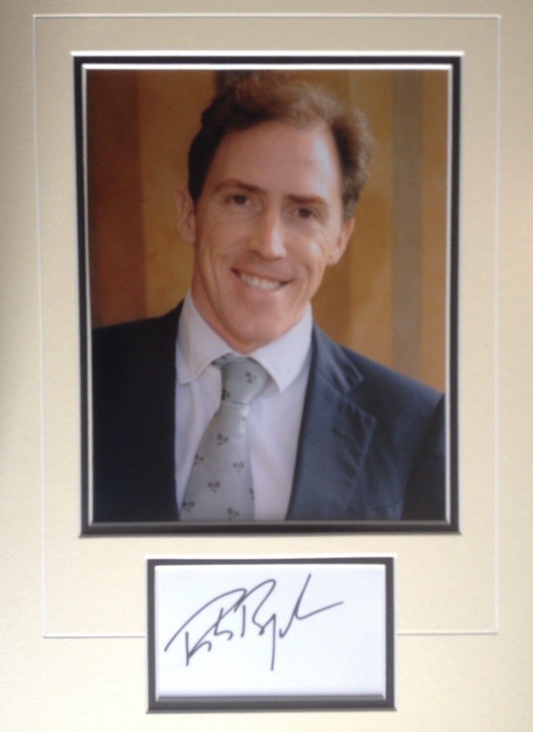 ROB BRYDON - POPULAR COMEDY ACTOR - BRILLIANT SIGNED Photo Poster painting DISPLAY