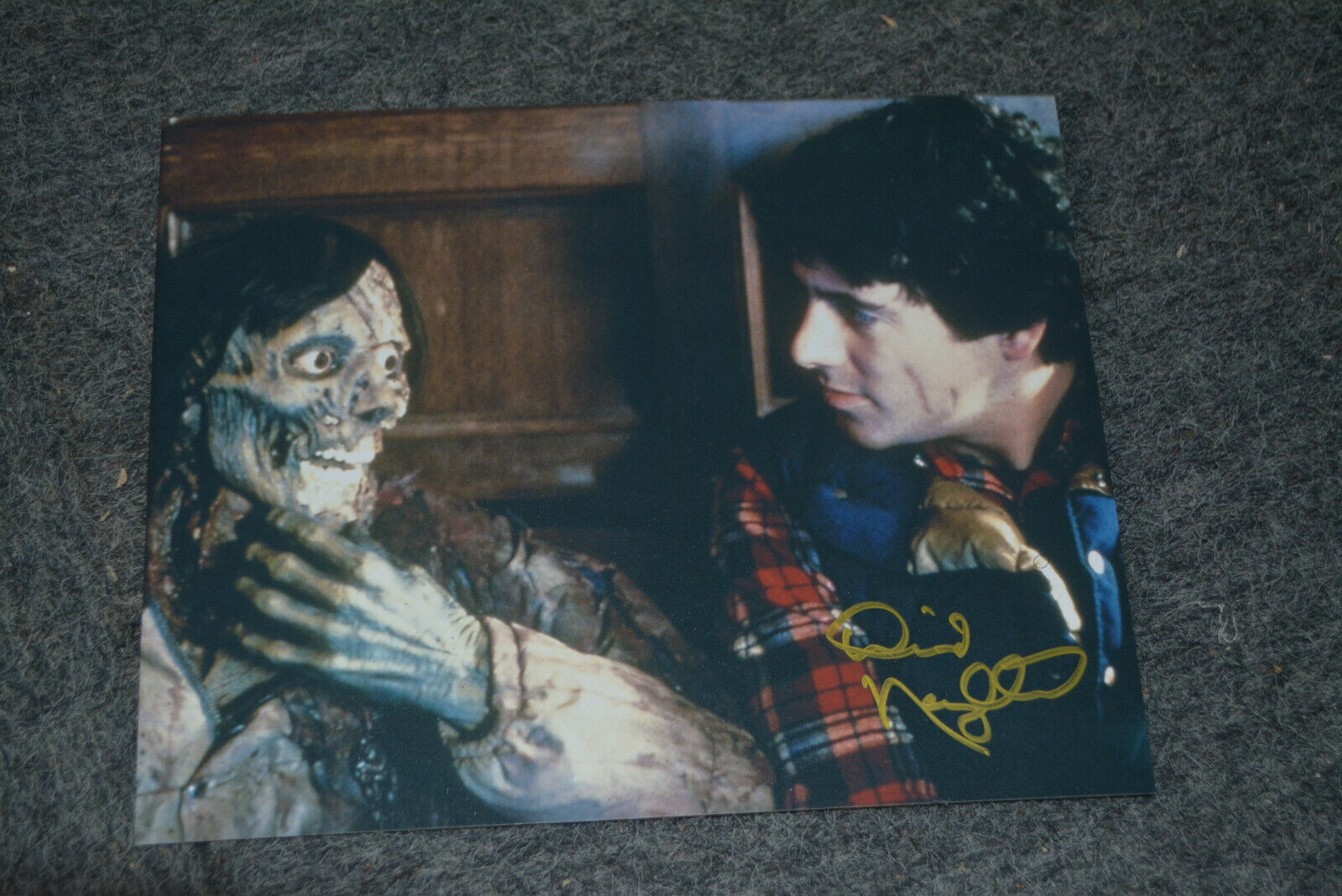 DAVID NAUGHTON signed autograph In Person 8x10 ( 20x25 cm) AMERICAN WEREWOLF