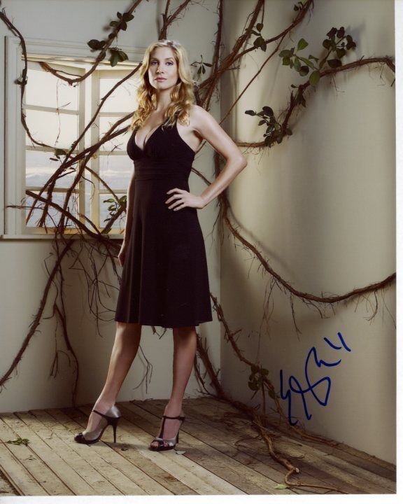 ELIZABETH MITCHELL Signed Autographed LOST JULIET BURKE Photo Poster painting