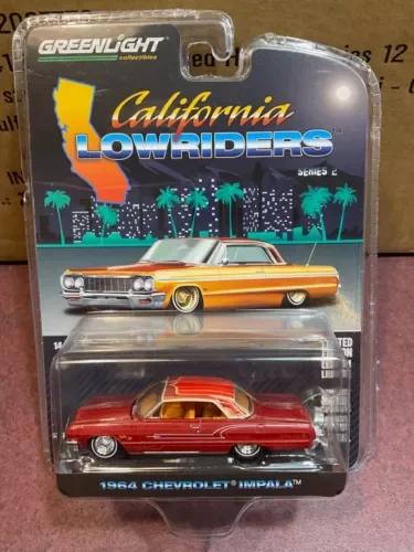 Dronehint Greenlight California Lowriders 1964  Chevrolet Impala    Copper Brown Toy