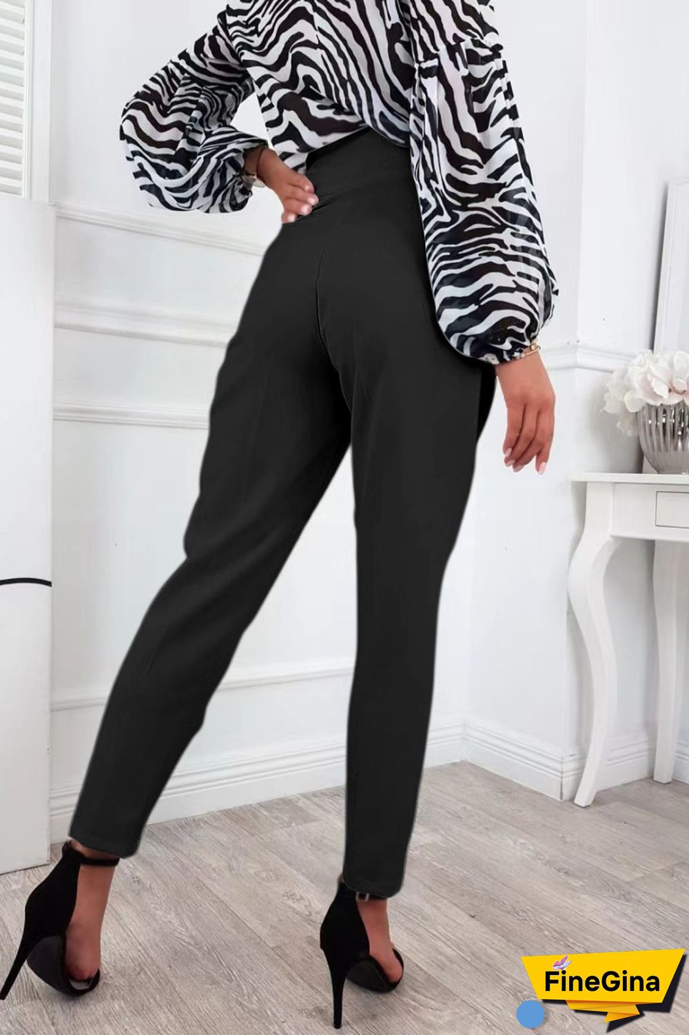 Black Casual Solid Buttons Regular High Waist Conventional Solid Color Trousers