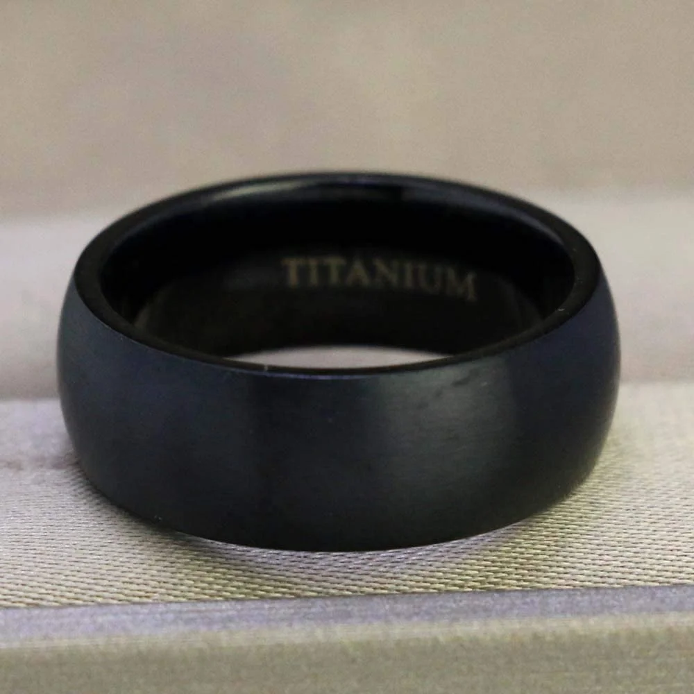 'Black Lightning' Rings