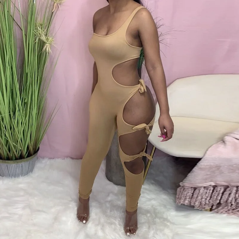 Hugcitar 2021 Sleeveless One-Shoulder Hollow Out Backless Bandage Sexy Jumpsuit Summer Women Streetwear Y2K Party Club Romper