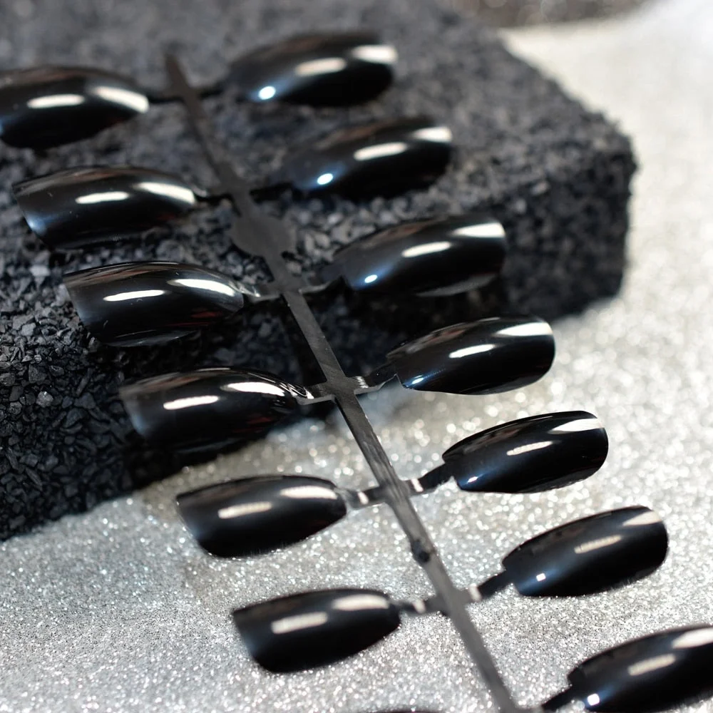 Dusty Cedar Fashion Stiletto False Nails Pointed Sharp Candy Red Fake Nails for daily wear On the Nail Tree 24pcs-Nail Inspo