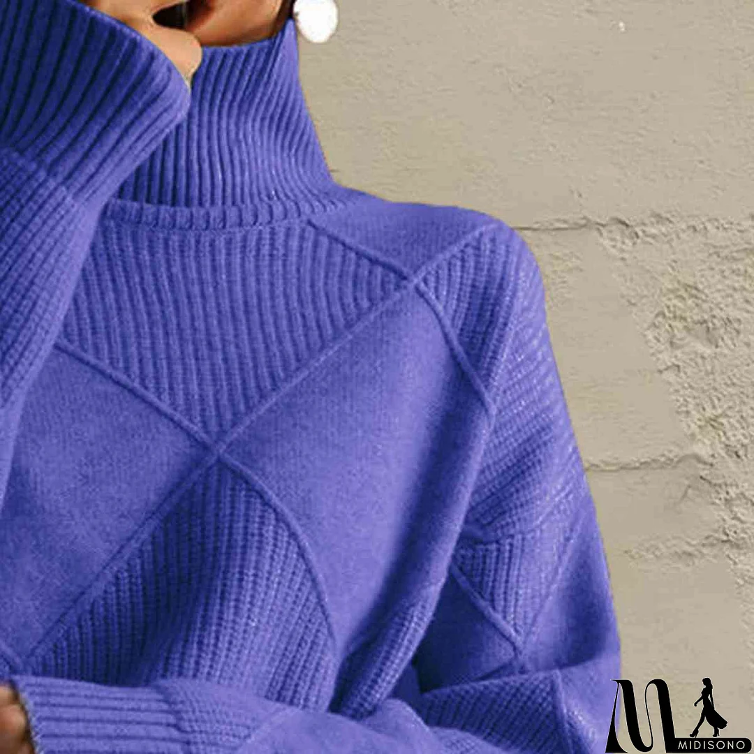 MidiSono - Versatile and Comfortable Sweater