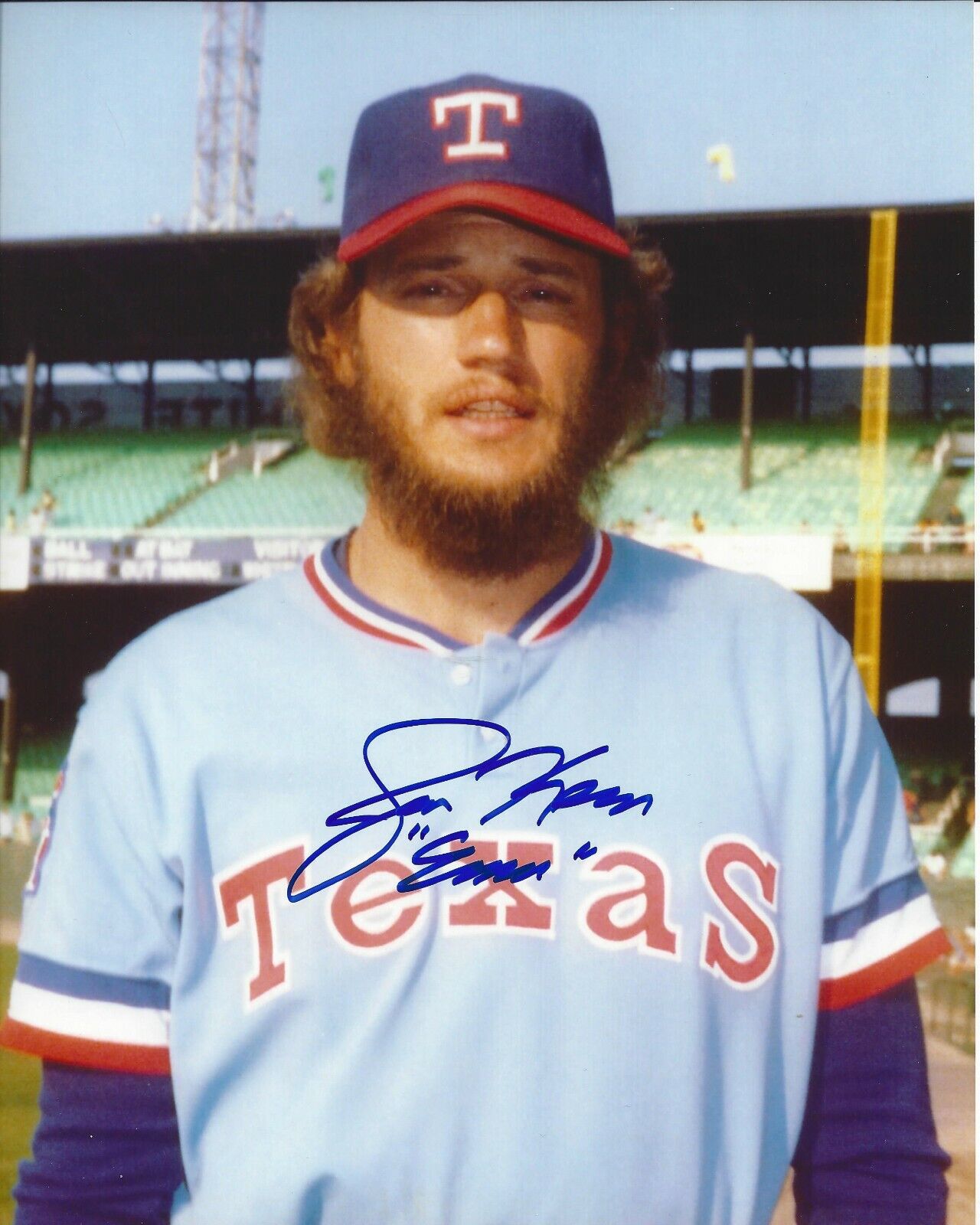 Jim Kern Autographed 8x10 Texas Rangers#2