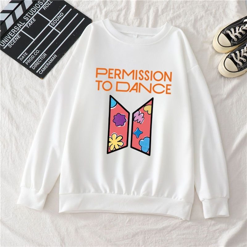 방탄소년단 Permission to Dance Neck Round Sweatshirt