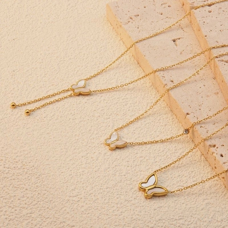 Sweet Minimalist Butterfly 304 Stainless Steel Acrylic Shell 18K Gold Plated Plating Butterfly Pendant Necklace
