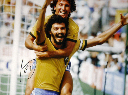 SOCRATES SIGNED BRAZIL v ITALY 16x12 FIFA FOOTBALL WORLD CUP ZICO Photo Poster painting PROOF