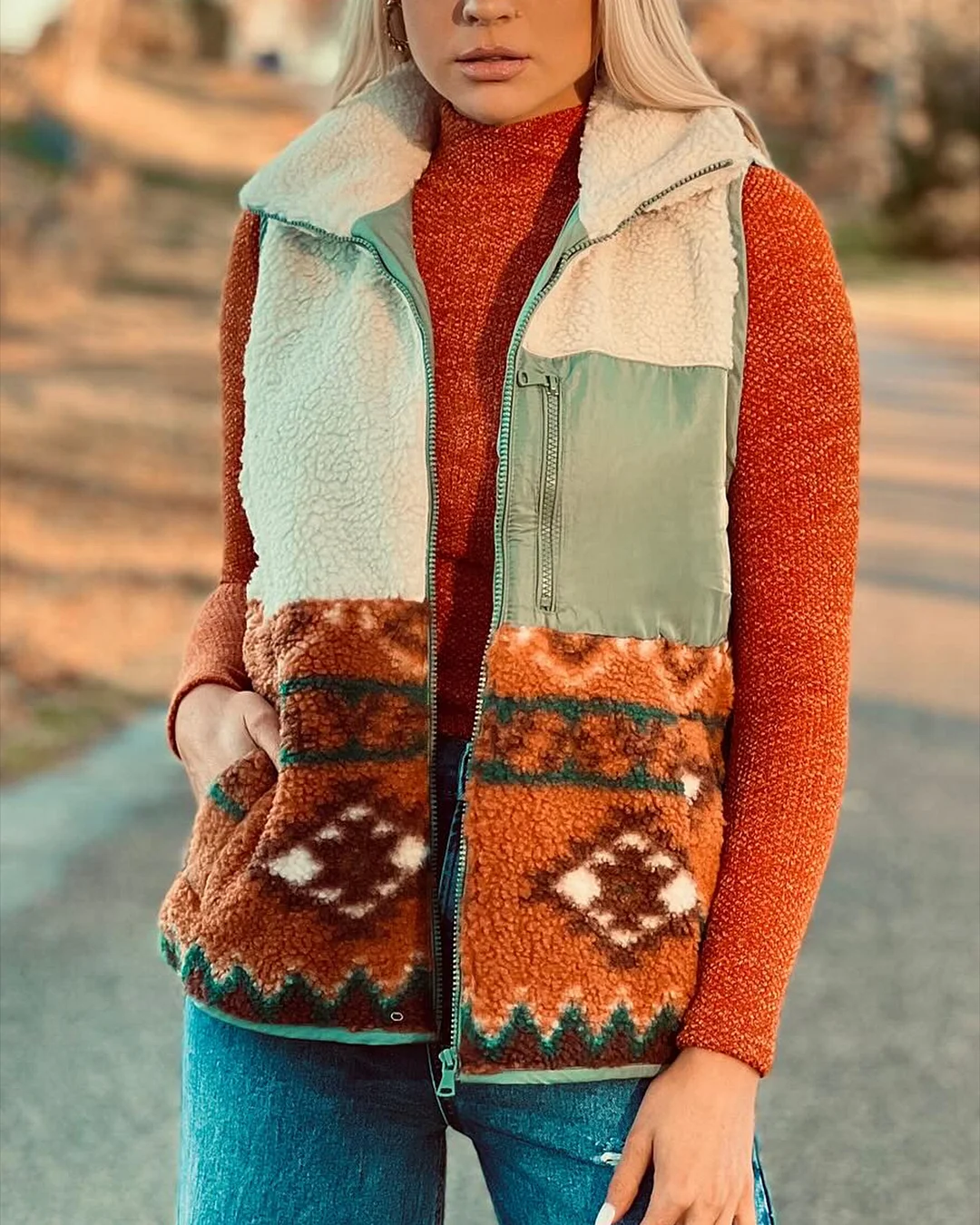 Women's Lapel Zipper Printed Vest