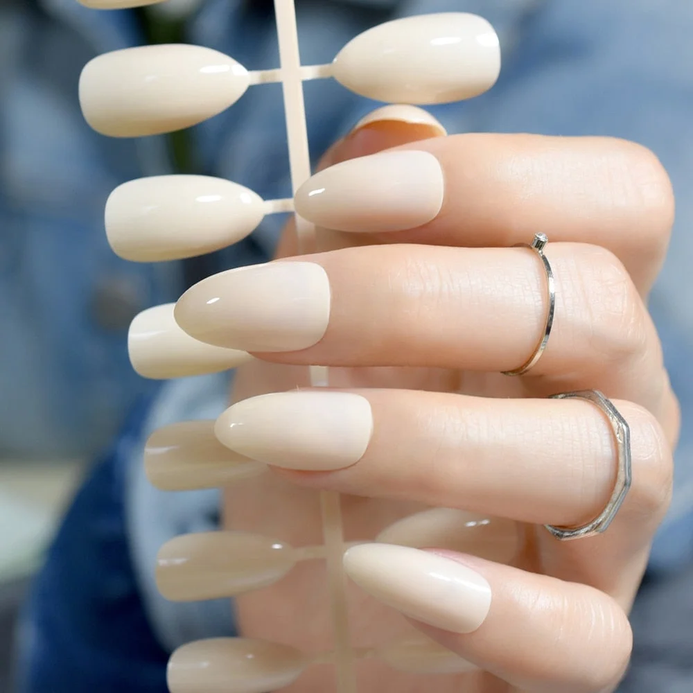 Dusty Cedar Fashion Stiletto False Nails Pointed Sharp Candy Red Fake Nails for daily wear On the Nail Tree 24pcs-Nail Inspo