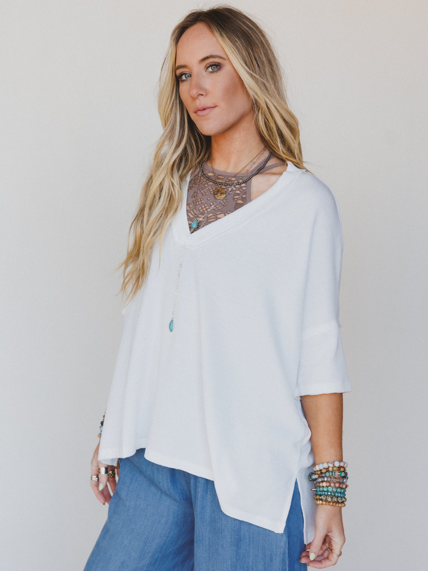 The Nest On The Go V Neck Ribbed Essential Tee - Off White