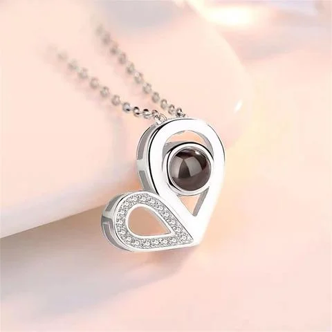Wear Felicity Personalized Heart Photo Necklace Hot Selling Custom Photo Heart Necklace
