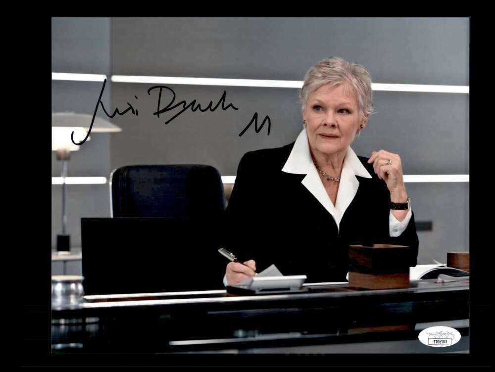 Judi Dench JSA Loa Signed 8x10 Photo Poster painting James Bond Autograph