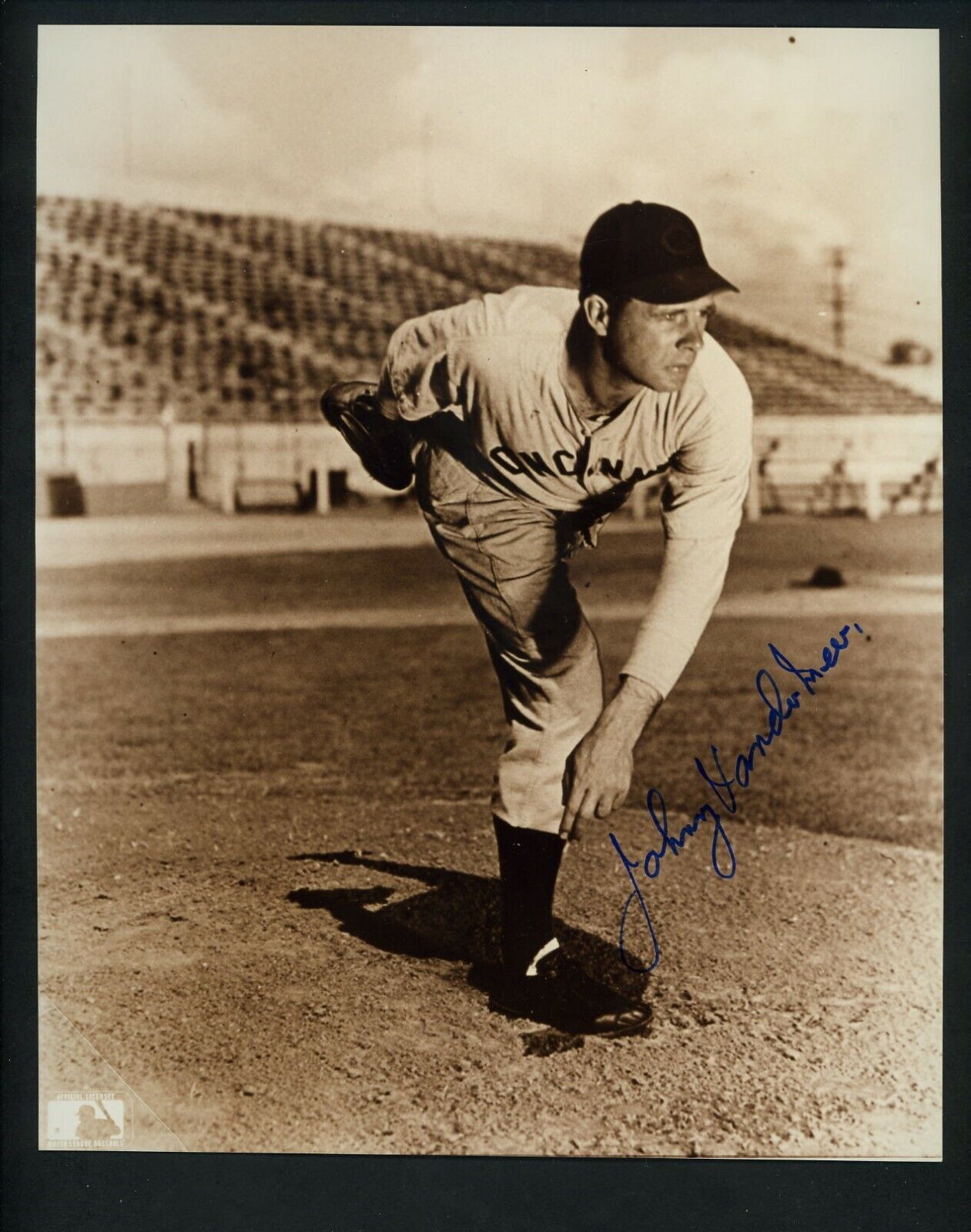 Johnny Vander Meer Signed Autographed 8 x 10 Photo Poster painting Cincinnati Reds  SHIPPING