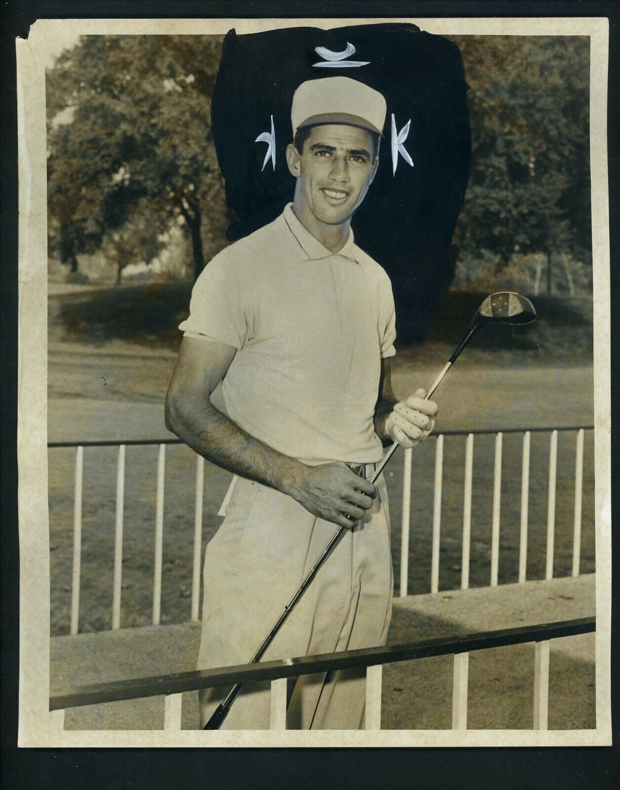 Paul Harney leading qualifier at 1957 Tam O'Shanter Golf Tournament Press Photo Poster painting