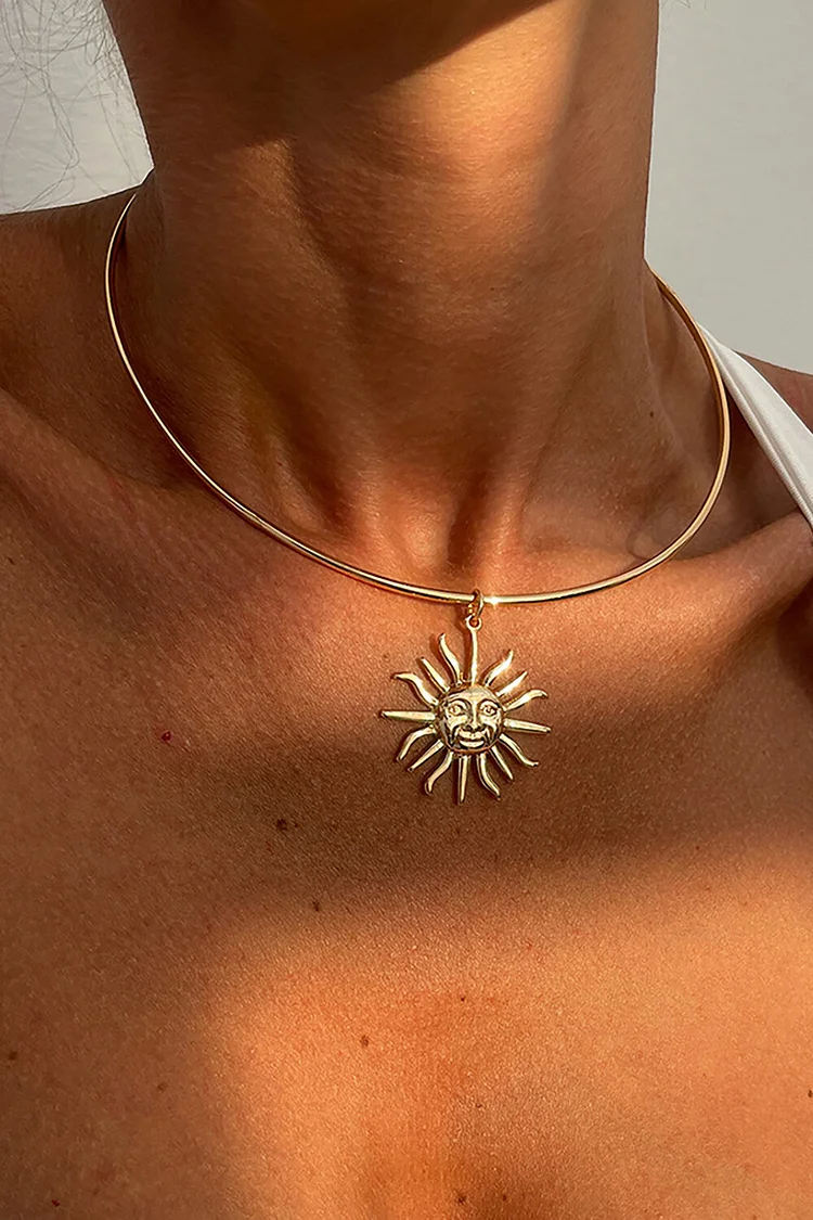 Abstract Sun Pendant Alloy Fashionable Necklace
