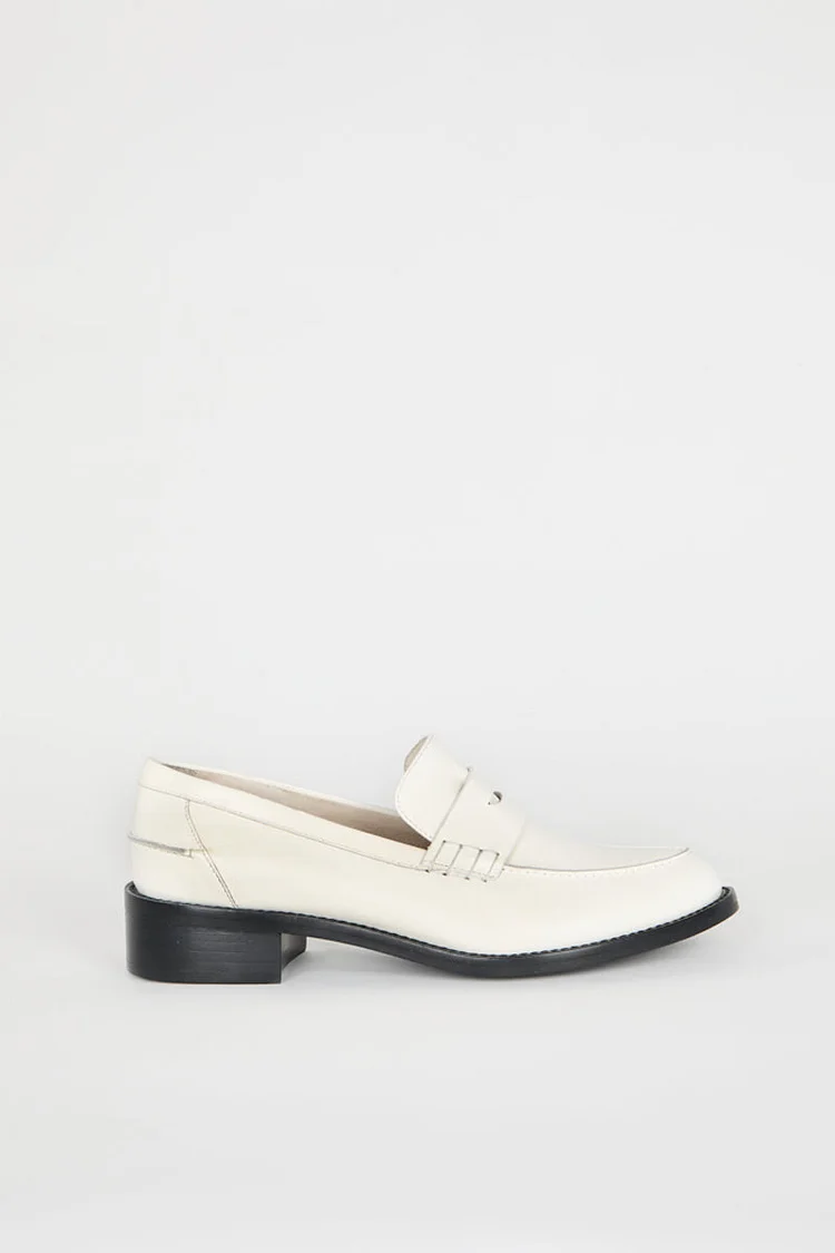 Neighbor Loafers