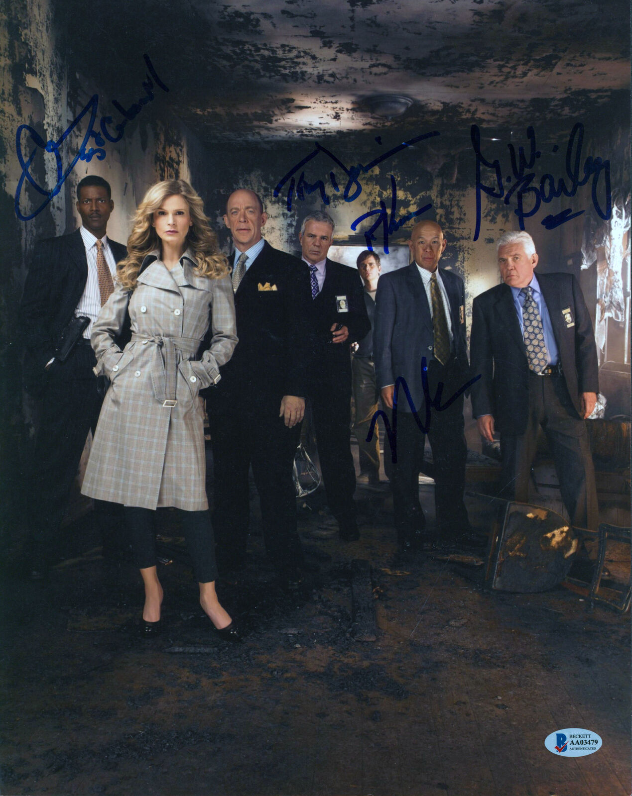 The Closer (5) Reynolds, Bailey, Gussett, Denison & +1 Signed 11x14 Photo Poster painting BAS 3