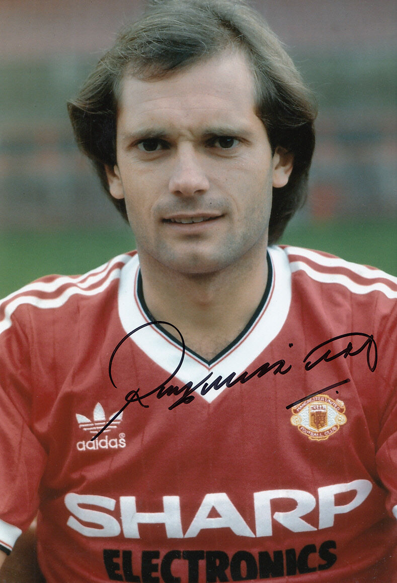 Manchester United Hand Signed Ray Wilkins Photo Poster painting 12x8.