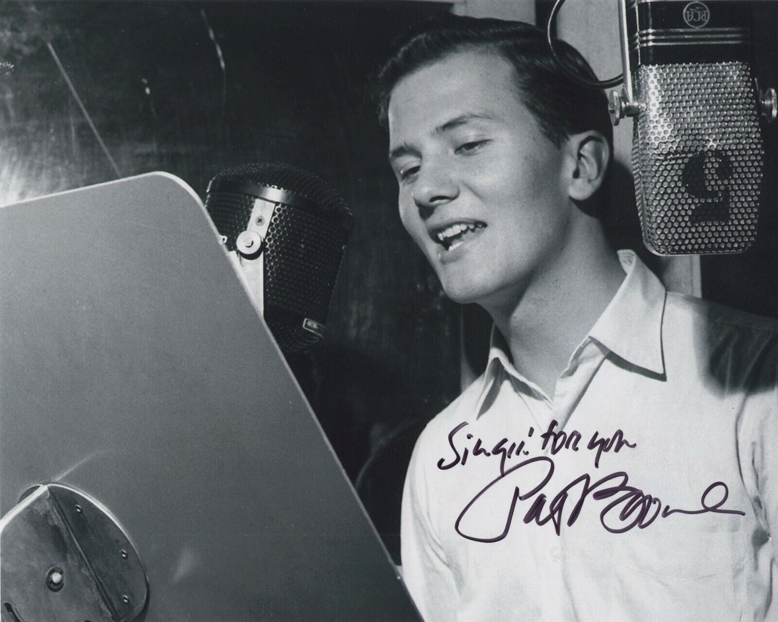 PAT BOONE SIGNED AUTOGRAPH MUSIC YOUNG 8X10 Photo Poster painting