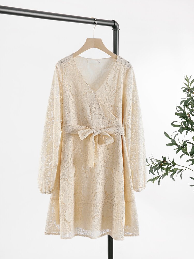 Solid Hollow Long Sleeve V-neck Lace Dress With Belt