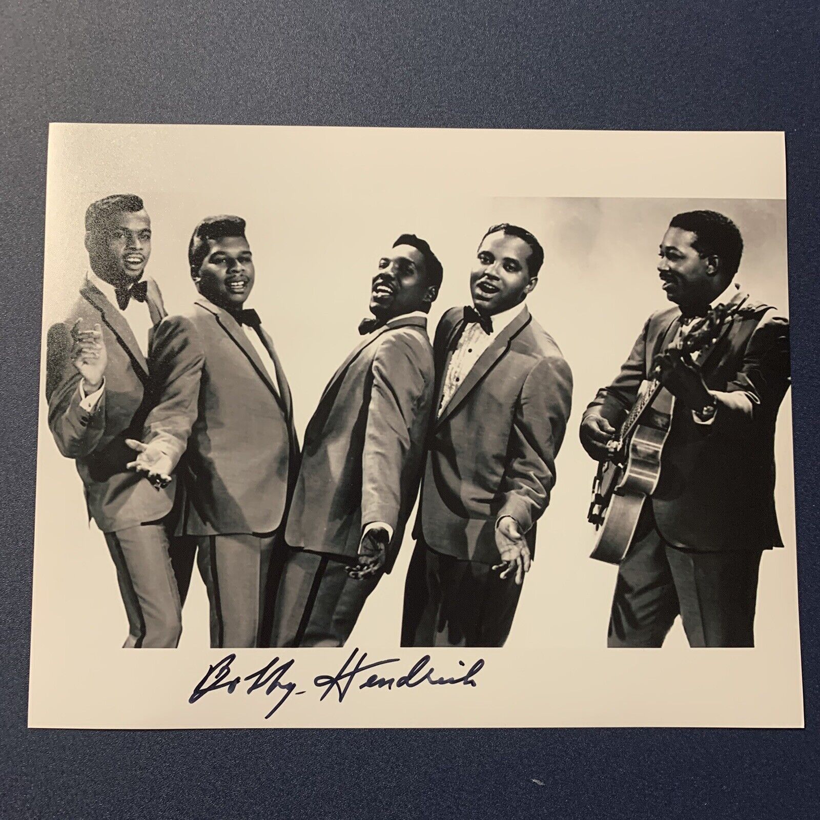 BOBBY HENDRICKS HAND SIGNED 8x10 Photo Poster painting AUTOGRAPHED THE DRIFTERS SINGER RARE COA