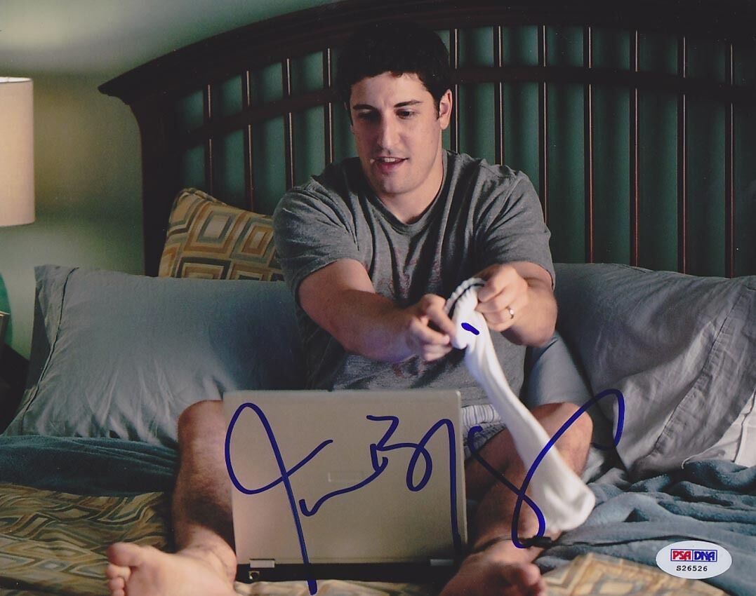 Jason Biggs SIGNED 8x10 Photo Poster painting Jim Levenstein American Pie PSA/DNA AUTOGRAPHED