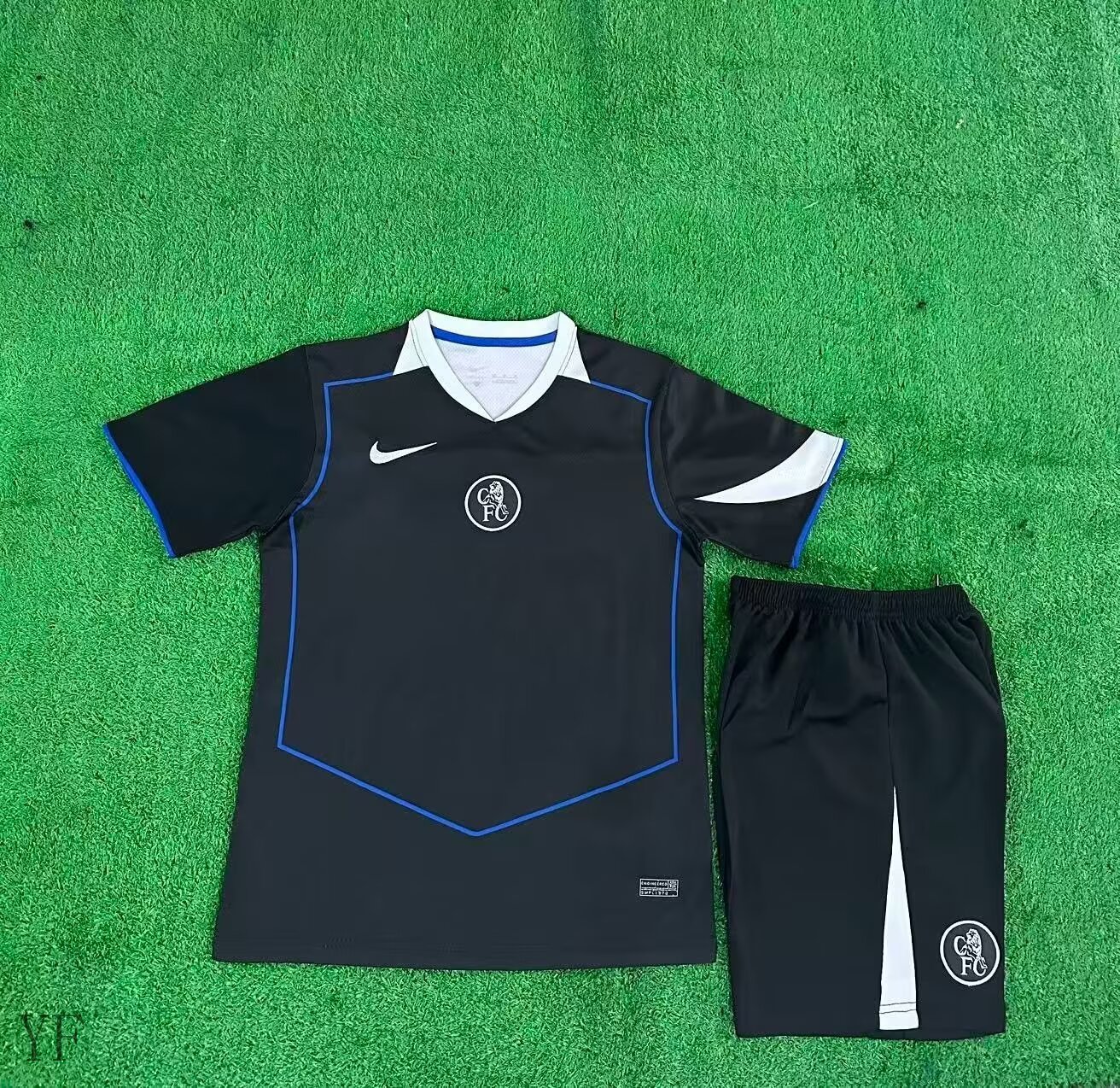 KIDS-2025/26-CHE-T-A-FAN-B01389