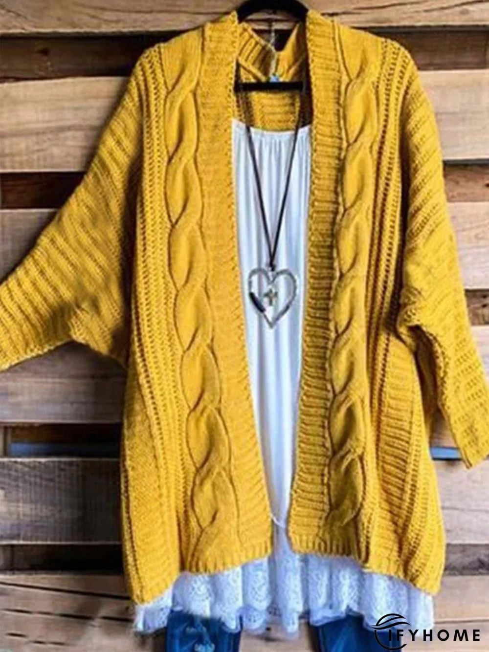 Yellow Solid Casual Round Neck Sweater | IFYHOME
