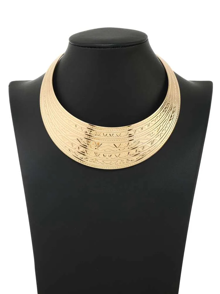 Geo Embossed Necklace